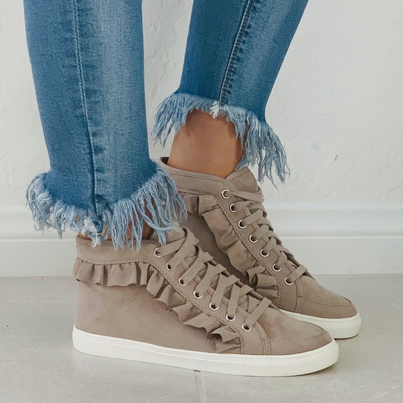 Buckle Shoes - NIB Blush Nude Ruffle Chic High Top Sneaker
